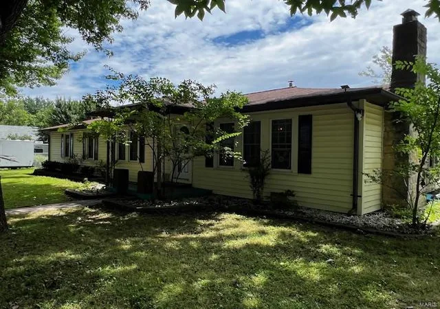 Photo 2 of Single family home for sale at 228 Opal St, Saint James, MO 65559 | MLS# 24039984 | Listing updated on 2024-10-28
