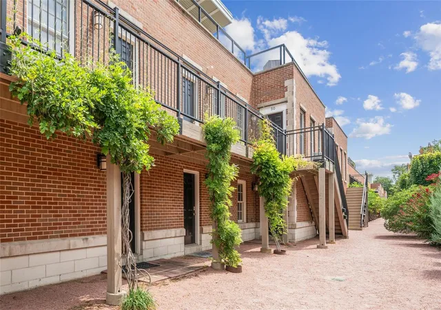 Photo 2 of Condo for sale at 50 Carriage Ln #50 AND 52, Saint Louis, MO 63108 | MLS# 24045681 | Listing updated on 2024-09-20