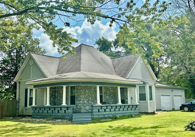 Single family home for sale at 108 W King St, Sorento, IL 62086 | MLS# 24046897