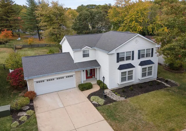 Photo 2 of Single family home for sale at 3535 Bonsai Ct, Saint Louis, MO 63129 | MLS# 24047009 | Listing updated on 2024-12-18