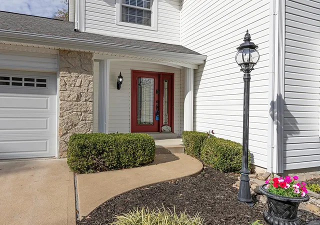 Photo 3 of Single family home for sale at 3535 Bonsai Ct, Saint Louis, MO 63129 | MLS# 24047009 | Listing updated on 2024-12-18