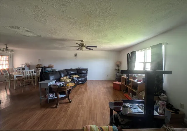 Photo 2 of Single family home for sale at 24310 Tigger, Saint Robert, MO 65584 | MLS# 24047402 | Listing updated on 2024-11-27