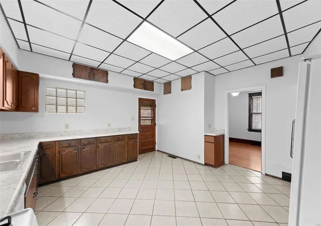 Photo 4 of Single family home for sale at 125 E Holden Ave, Saint Louis, MO 63125 | MLS# 24047703 | Listing updated on 2025-03-05