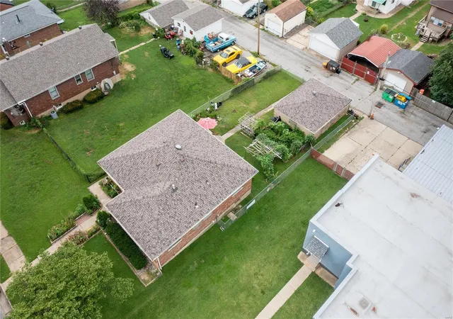 Photo 4 of Single family home for sale at 3650 Upton St, Saint Louis, MO 63116 | MLS# 24048169 | Listing updated on 2024-12-02