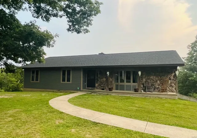 Photo 1 of Single family home for sale at 2238 Highway 19, Cuba, MO 65453 | MLS# 24048269 | Listing updated on 2024-11-22