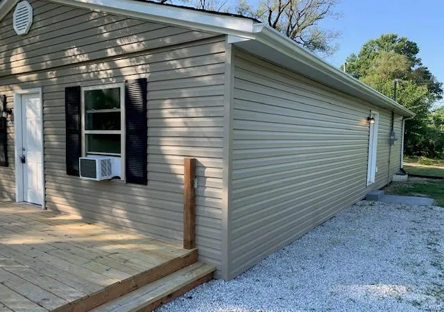 Photo 2 of Single family home for sale at 2100 Doris Ave, East Saint Louis, IL 62206 | MLS# 24048466 | Listing updated on 2024-11-14