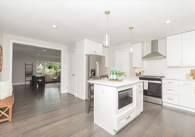 Photo 1 of Single family home for sale at 2450 Cecelia Ave, Saint Louis, MO 63144 | MLS# 24049695 | Listing updated on 2024-09-06