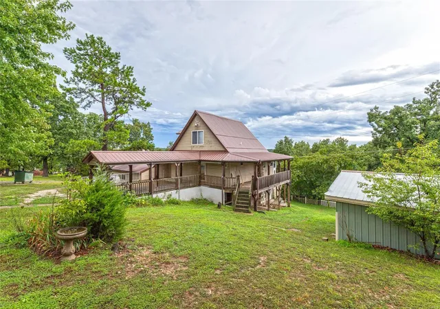Photo 3 of Single family home for sale at 15250 Texas Rd, Saint Robert, MO 65584 | MLS# 24050406 | Listing updated on 2024-11-25