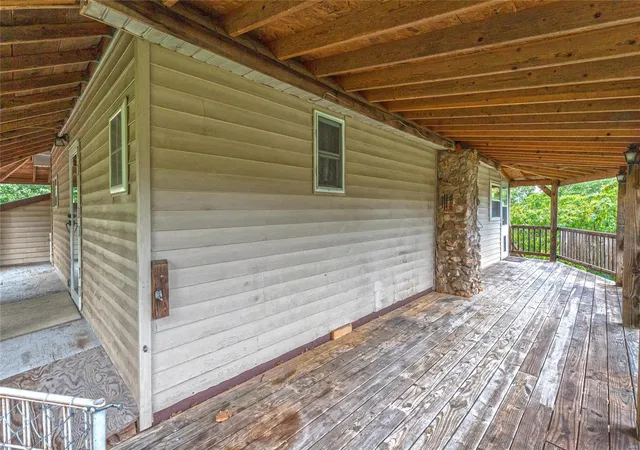 Photo 3 of Single family home for sale at 15250 Texas Rd, Saint Robert, MO 65584 | MLS# 24050406 | Listing updated on 2024-11-25