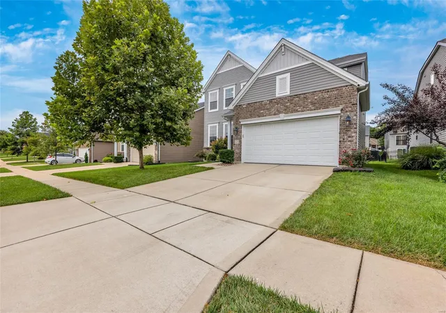 Photo 1 of Single family home for sale at 524 Wilmer Holw Ln, Wentzville, MO 63385 | MLS# 24050861 | Listing updated on 2024-09-30