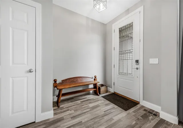 Photo 3 of Single family home for sale at 524 Wilmer Holw Ln, Wentzville, MO 63385 | MLS# 24050861 | Listing updated on 2024-09-30