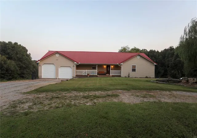 Photo 3 of Single family home for sale at 17216 County Rd 527, Bloomfield, MO 63825 | MLS# 24050870 | Listing updated on 2024-10-30