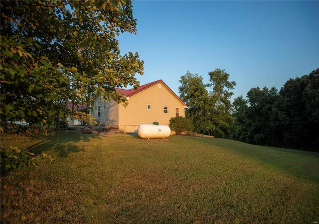 Photo 3 of Single family home for sale at 17216 County Rd 527, Bloomfield, MO 63825 | MLS# 24050870 | Listing updated on 2024-10-30