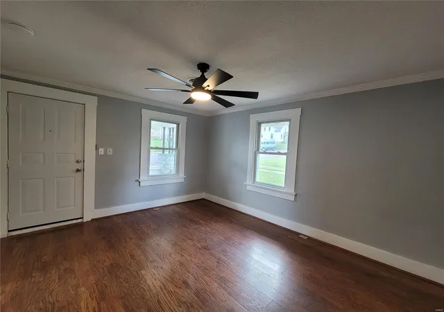Photo 3 of Single family home for sale at 803 W 8th Street, Washington, MO 63090 | MLS# 24050910 | Listing updated on 2024-11-05