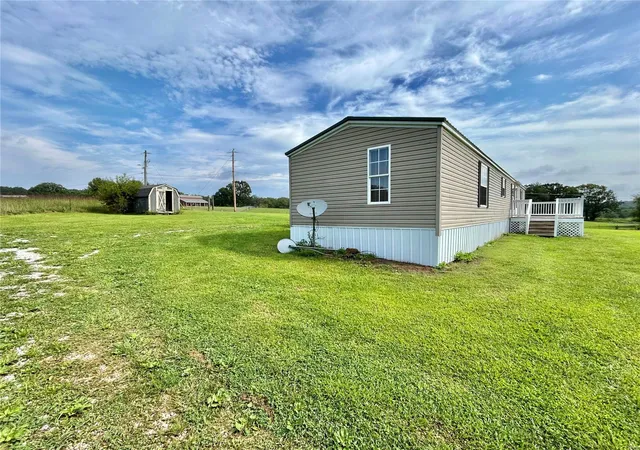 Photo 3 of Single family home for sale at 231 County Rd 5085, Salem, MO 65560 | MLS# 24051714 | Listing updated on 2024-08-28