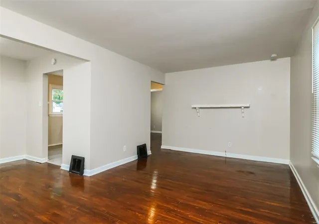 Photo 4 of Single family home for sale at 10610 Saint Philip Ln, Saint Ann, MO 63074 | MLS# 24051901 | Listing updated on 2024-08-21