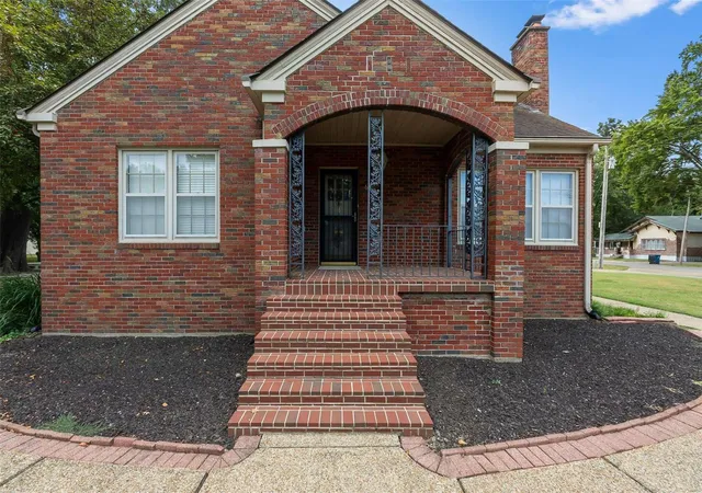 Photo 4 of Single family home for sale at 612 W Sturdivant St, Advance, MO 63730 | MLS# 24054965 | Listing updated on 2024-12-13