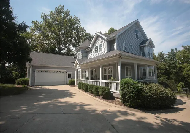 Photo 3 of Single family home for sale at 1925 Westview Ave, Saint Louis, MO 63122 | MLS# 24055024 | Listing updated on 2024-09-13