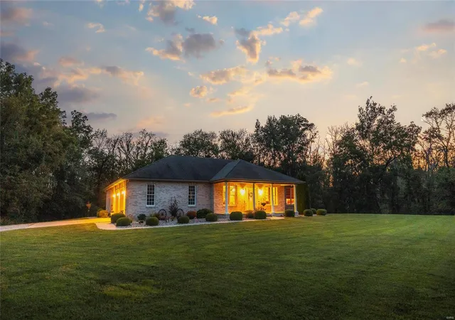 Photo 1 of Single family home for sale at 9605 E Kirsch Rd, Saint Jacob, IL 62281 | MLS# 24055462 | Listing updated on 2024-09-26
