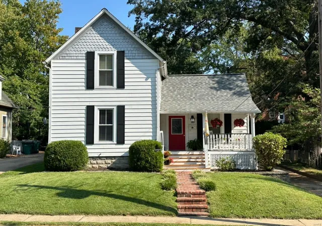Photo 1 of Single family home for sale at 21 E Cedar Ave, Saint Louis, MO 63119 | MLS# 24055504 | Listing updated on 2024-09-09