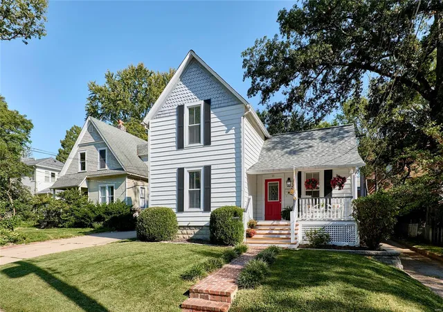 Photo 3 of Single family home for sale at 21 E Cedar Ave, Saint Louis, MO 63119 | MLS# 24055504 | Listing updated on 2024-09-09