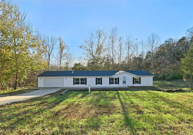 Photo 1 of Single family home for sale at 8892 State Rd Ee, Dittmer, MO 63023 | MLS# 24056355 | Listing updated on 2024-11-29