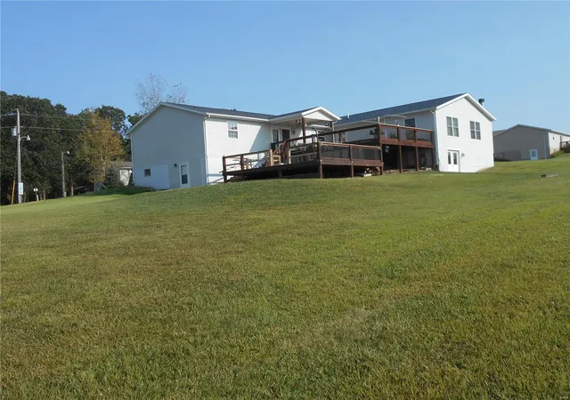 Photo 3 of Single family home for sale at 15572 Private Rd 469, Vichy, MO 65580 | MLS# 24058049 | Listing updated on 2024-12-06