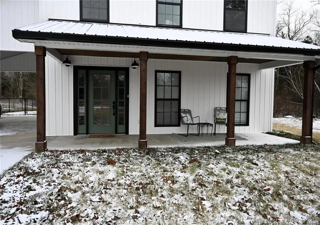 Photo 3 of Single family home for sale at 3890 Cedar Fls Rd, Bonne Terre, MO 63628 | MLS# 24058680 | Listing updated on 2024-09-17