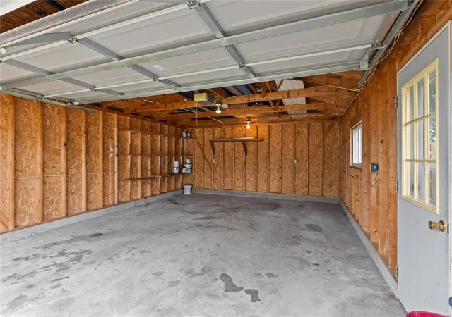 Photo 23 of Single family home for sale at 312 E Putnam St, Mount Olive, IL 62069 | MLS# 24058770 | Listing updated on 2024-09-30