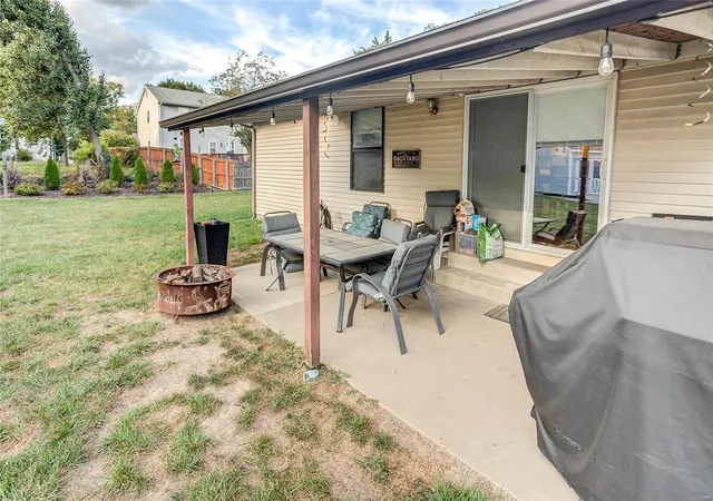 Photo 4 of Single family home for sale at 701 Oak Crk Ct, O Fallon, IL 62269 | MLS# 24059021 | Listing updated on 2024-09-21