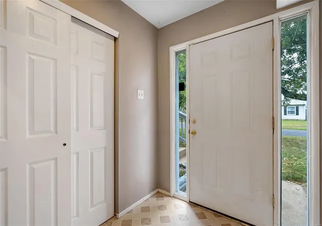 Photo 3 of Single family home for sale at 2345 Teakwood Manor Dr, Florissant, MO 63031 | MLS# 24059921 | Listing updated on 2025-03-05