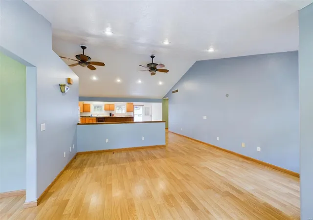 Photo 3 of Single family home for sale at 21032 Harlan Ln, Saint Robert, MO 65584 | MLS# 24059958 | Listing updated on 2024-11-19