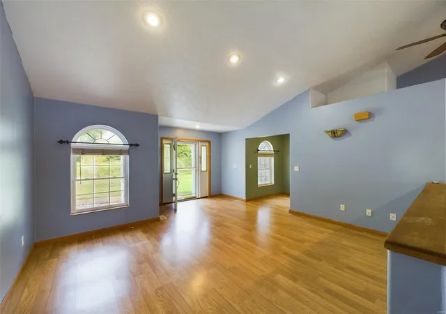 Photo 4 of Single family home for sale at 21032 Harlan Ln, Saint Robert, MO 65584 | MLS# 24059958 | Listing updated on 2024-11-19