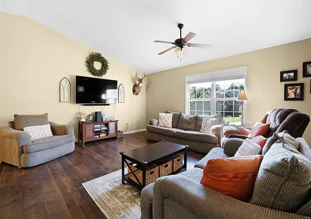 Photo 3 of Single family home for sale at 711 Sawyer Terr, New Haven, MO 63068 | MLS# 24060225 | Listing updated on 2024-11-29