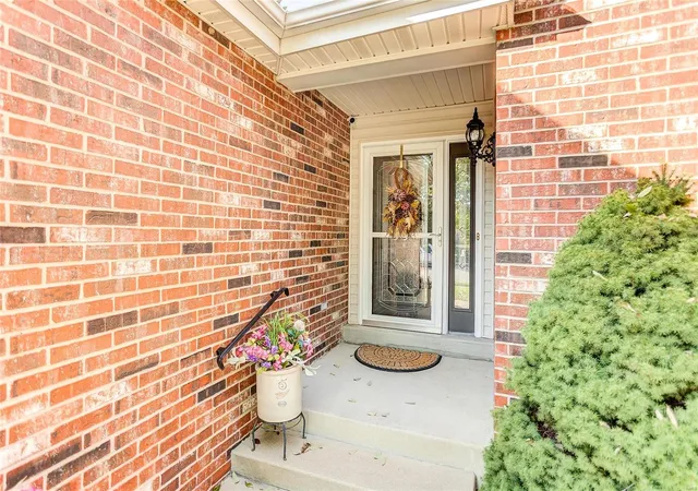 Listing Photo 4 - Condo for sale in building located at 711 Ember Crest Dr, Fairview Heights, IL 62208