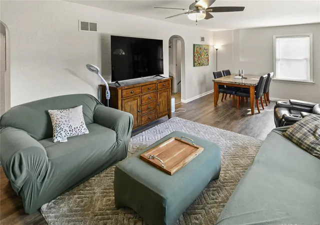 Photo 4 of Single family home for sale at 3934 Jane Ave, Saint Ann, MO 63074 | MLS# 24061408 | Listing updated on 2024-12-04