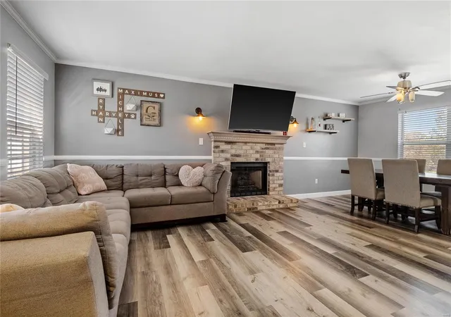 Photo 2 of Single family home for sale at 309 Westwind Ests Ln, Valley Park, MO 63088 | MLS# 24061949 | Listing updated on 2024-11-20