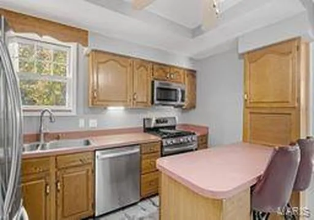 Photo 4 of Single family home for sale at 1615 Yale Ave, Saint Louis, MO 63117 | MLS# 24062082 | Listing updated on 2024-11-16