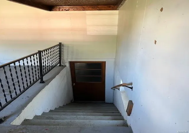 Photo 33 of Single family home for sale at 556 California Ave, East Alton, IL 62024 | MLS# 24062449 | Listing updated on 2024-12-18