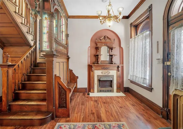 Photo 2 of Single family home for sale at 2712 S Compton Ave, Saint Louis, MO 63118 | MLS# 24062720 | Listing updated on 2025-04-23