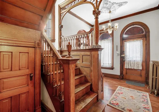 Photo 4 of Single family home for sale at 2712 S Compton Ave, Saint Louis, MO 63118 | MLS# 24062720 | Listing updated on 2025-04-23