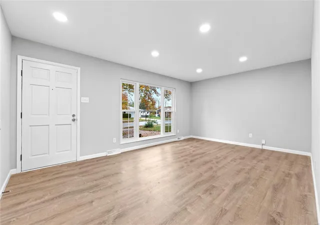 Photo 3 of Single family home for sale at 8863 Rusdon Ln, Saint Louis, MO 63126 | MLS# 24063458 | Listing updated on 2024-12-14