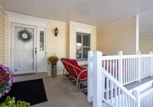 Photo 3 of Condo for sale at 7328 Woodlawn Colonial Ln, Saint Louis, MO 63119 | MLS# 24063814 | Listing updated on 2024-11-19