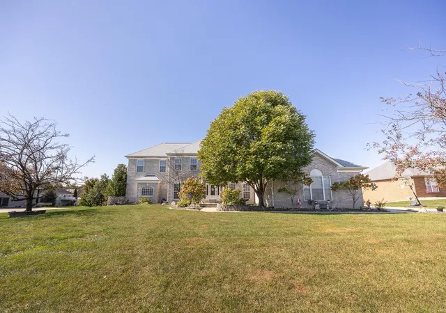 Photo 3 of Single family home for sale at 3413 Wood Duck Dr, Belleville, IL 62226 | MLS# 24063834 | Listing updated on 2024-12-10