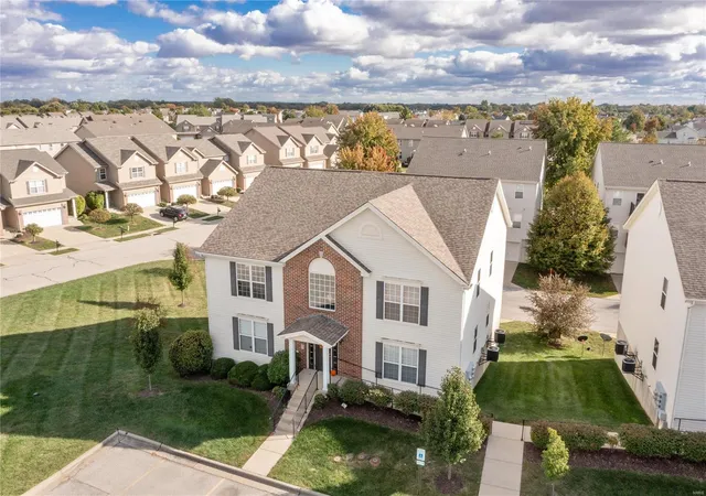 Photo 2 of Single family home for sale at 724 Harbor Woods Dr Unit C, Fairview Heights, IL 62208 | MLS# 24064488 | Listing updated on 2024-12-06