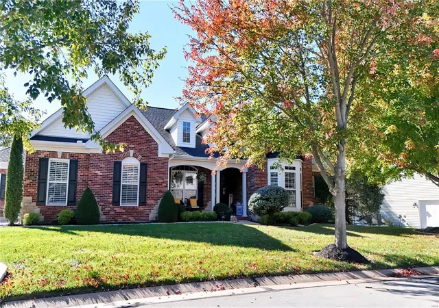 Photo 3 of Single family home for sale at 519 Woodcliff Hts Dr, Wildwood, MO 63011 | MLS# 24064624 | Listing updated on 2025-03-03