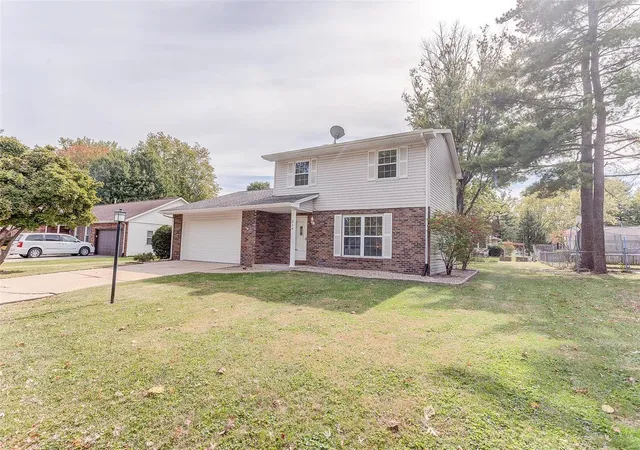 Photo 1 of Single family home for sale at 314 Goldenrod Ln, Belleville, IL 62226 | MLS# 24065085 | Listing updated on 2024-12-03