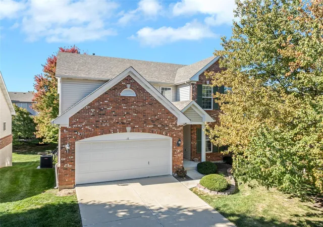 Photo 1 of Single family home for sale at 18 Eagle Cove Ln, Saint Charles, MO 63303 | MLS# 24065210 | Listing updated on 2025-04-16