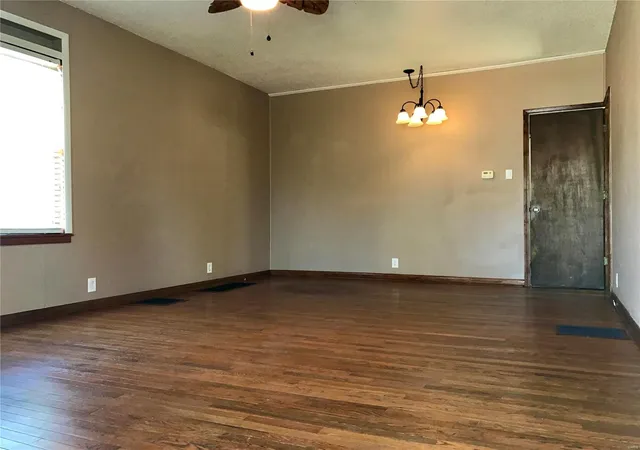 Photo 3 of Single family home for sale at 520 N 2nd Street, Dupo, IL 62239 | MLS# 24065701 | Listing updated on 2024-12-09