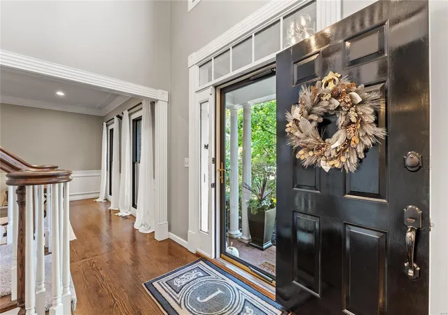 Photo 4 of Single family home for sale at 502 Pointe Essex Ct, Saint Louis, MO 63122 | MLS# 24065798 | Listing updated on 2024-10-28
